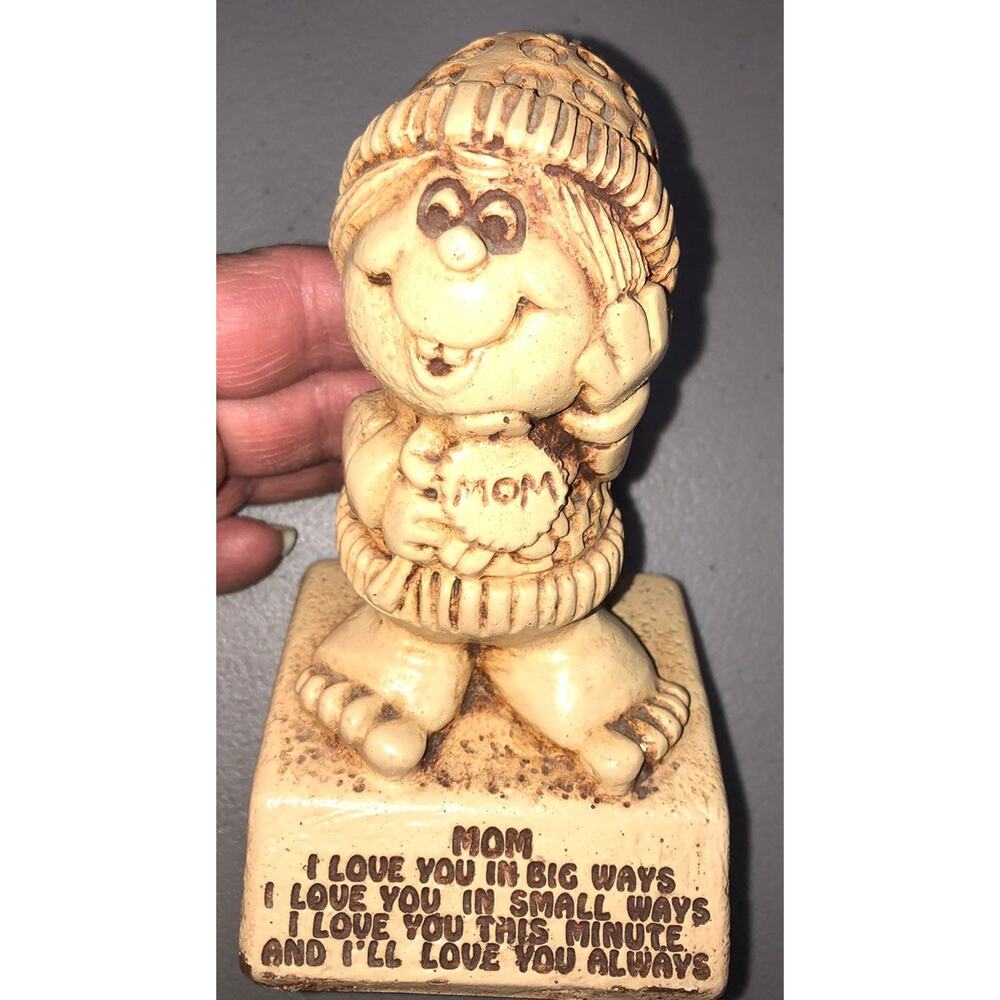 Vintage 1970s Paula Figurine MOM statue